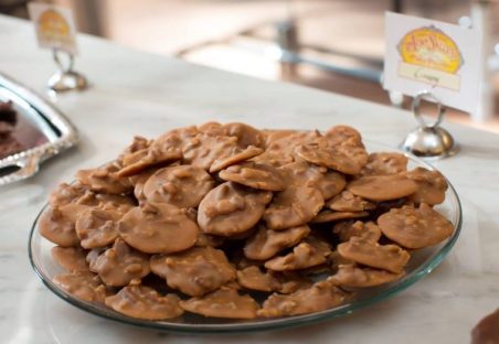 new-orleans-pralines-aunt-sallys